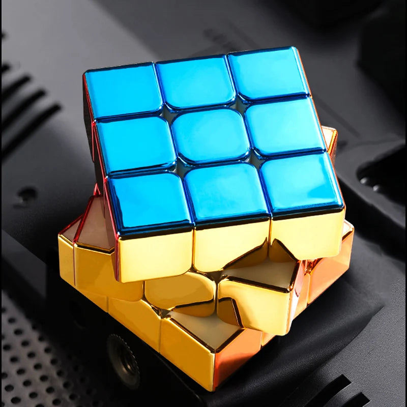 SengSo Metal 3x3 Magnetic Golden Cube, Magic Cube Puzzle Speed Cube M3 3x3x3 toy